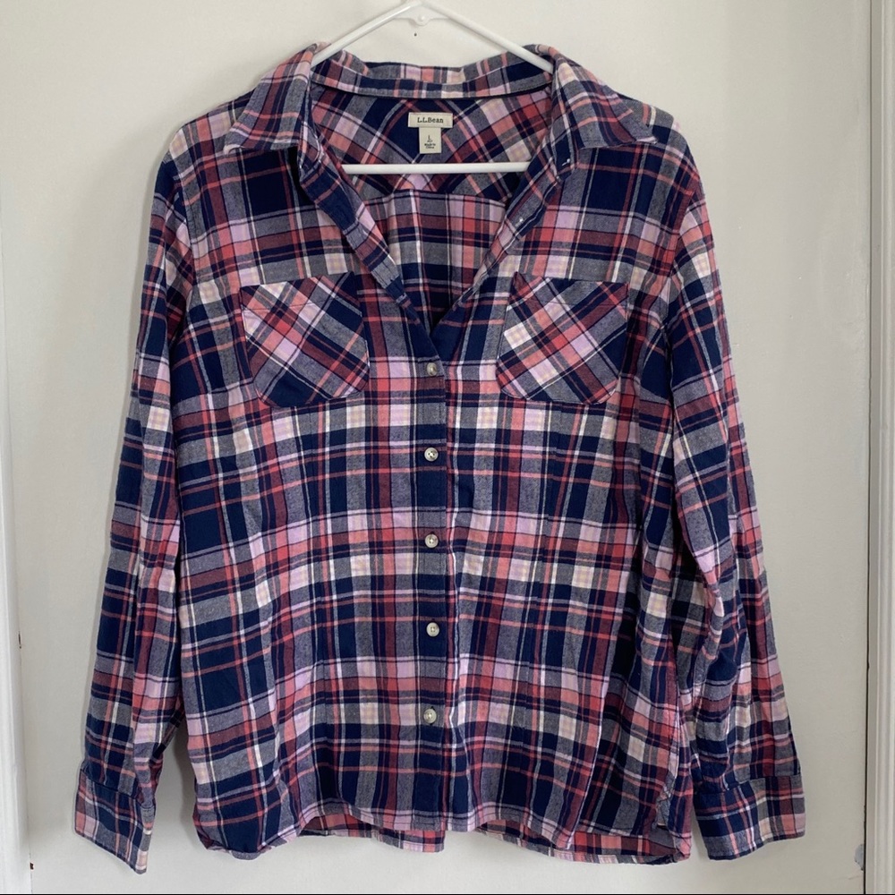 L.L. Bean Soft Comfy Navy/Pink Button Down Flannel